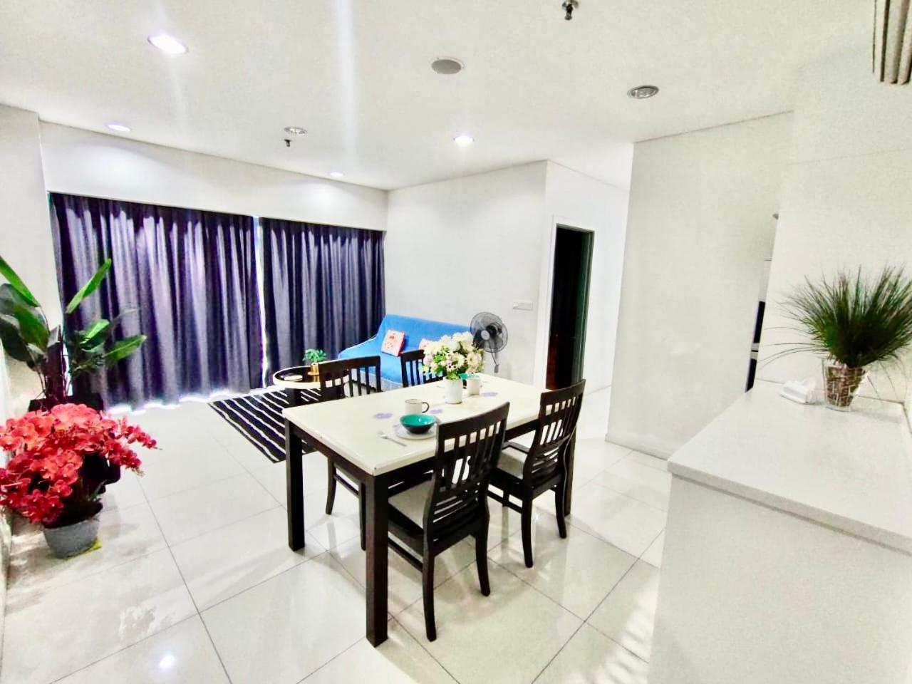 Klcc One Bedroom Apt & Studio Kuala Lumpur Luaran gambar