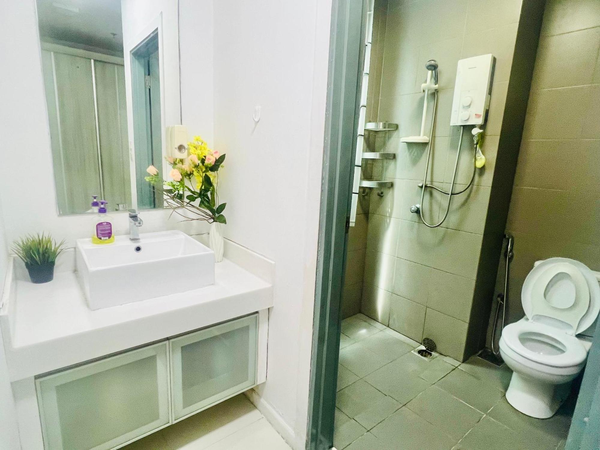 Klcc One Bedroom Apt & Studio Kuala Lumpur Luaran gambar